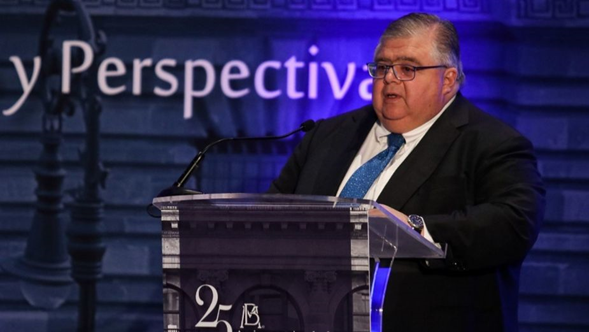 Agustín Carstens, los bancos deben garantizar confianza